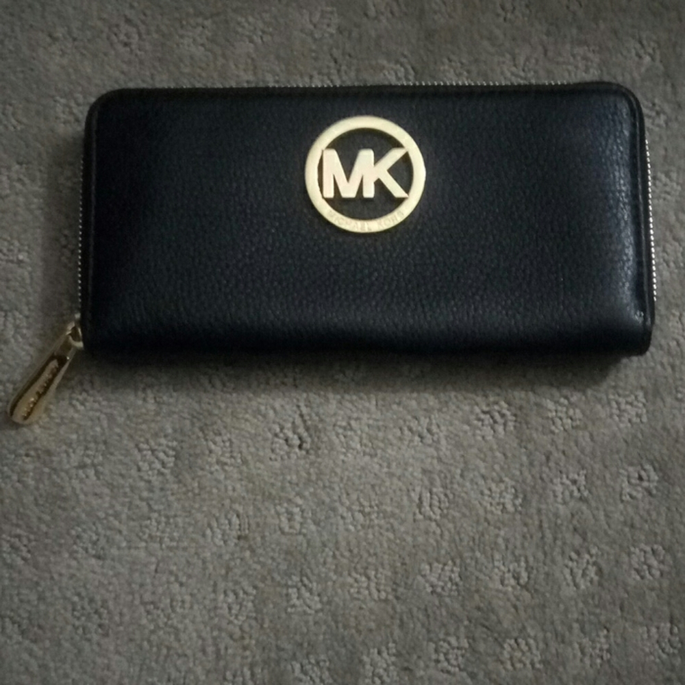 Michael Kors Leather Wallet